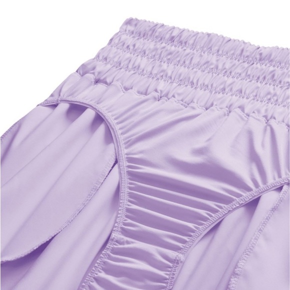 Nike Women's One Dri-FIT Ultra High-Waisted 3" Brief-Lined Shorts - Picture 5 of 6